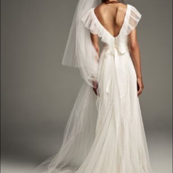 Wedding dress - Picture 2 of 2